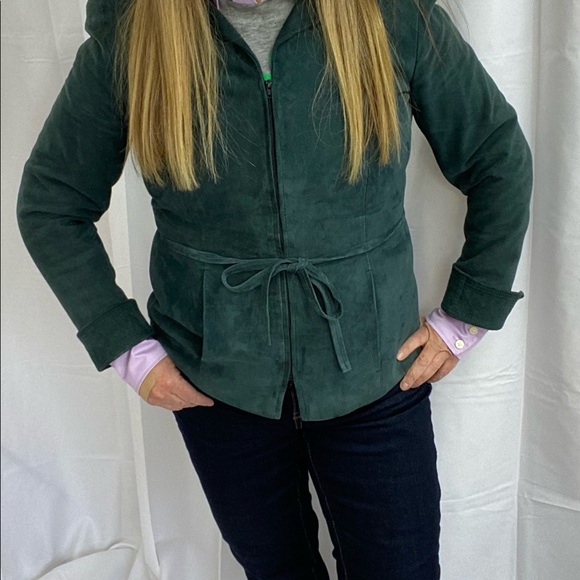 Meet your Posher, Posh - Picture 2 of 5